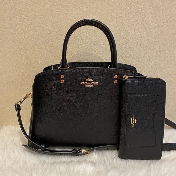 Coach purse and wallet set